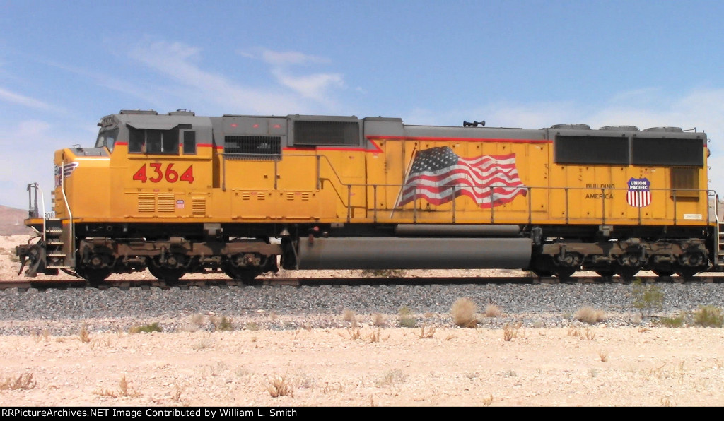 UntitledWB Unit Ballast Hooper Frt at Erie NV -3